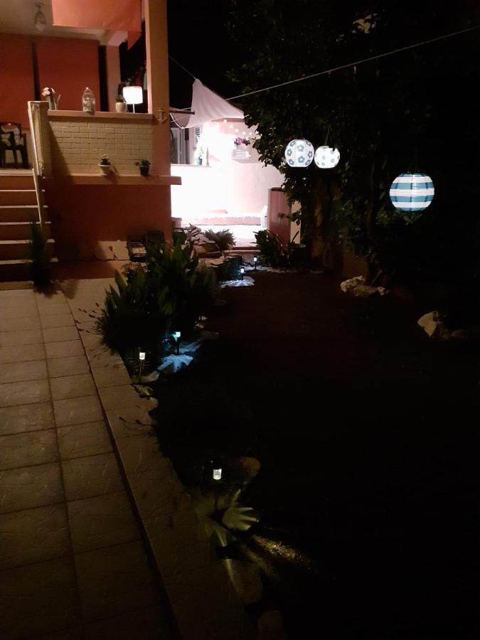 Lumar Holidays And Apartments Preko Exterior foto